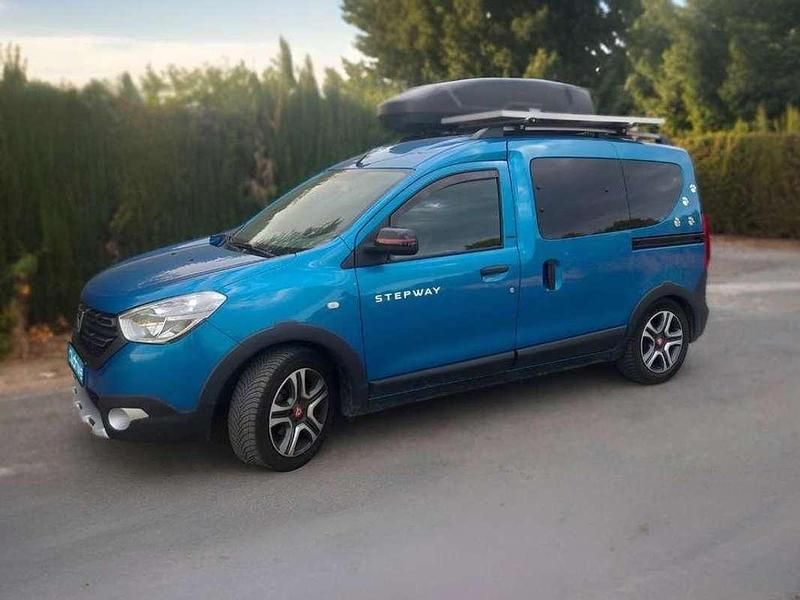 Usado Dacia Dokker 109 CV (80 kW) 2019 Azul Monovolumen