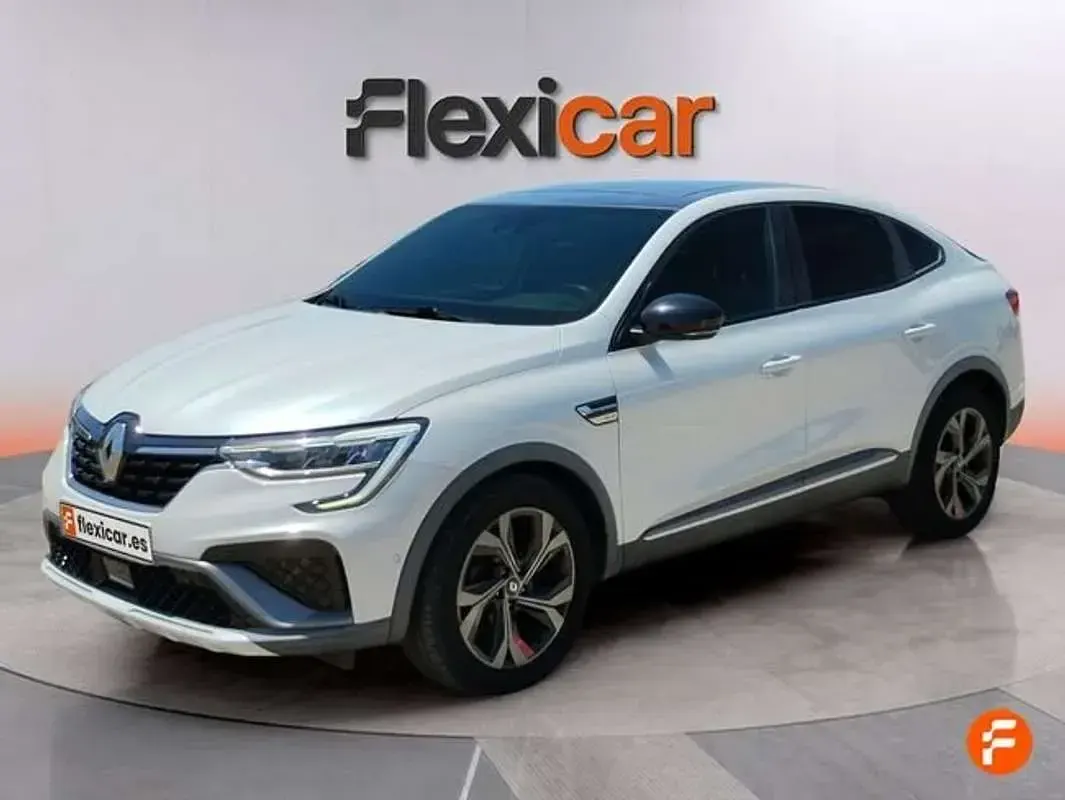 Usado Renault Arkana RS Line 145 CV (106 kW) 2022 Blanco SUV