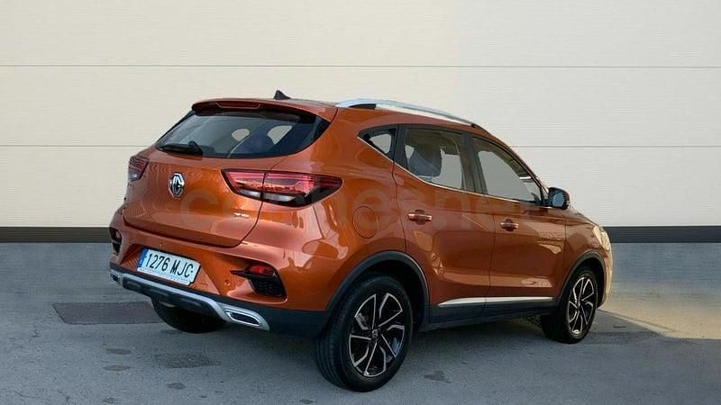 Usado MG ZS Luxury 111 CV (81 kW) 2023 Naranja SUV