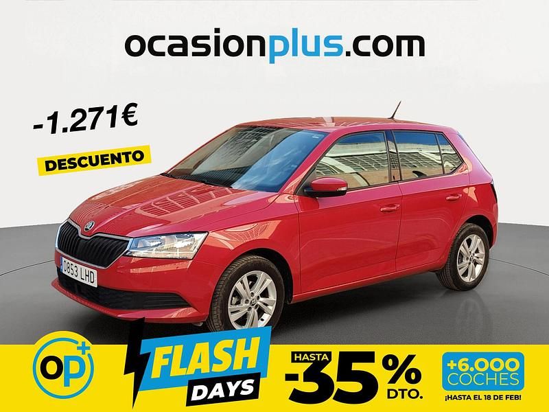 Usado Skoda Fabia Ambition 60 CV (44 kW) 2020 Rojo