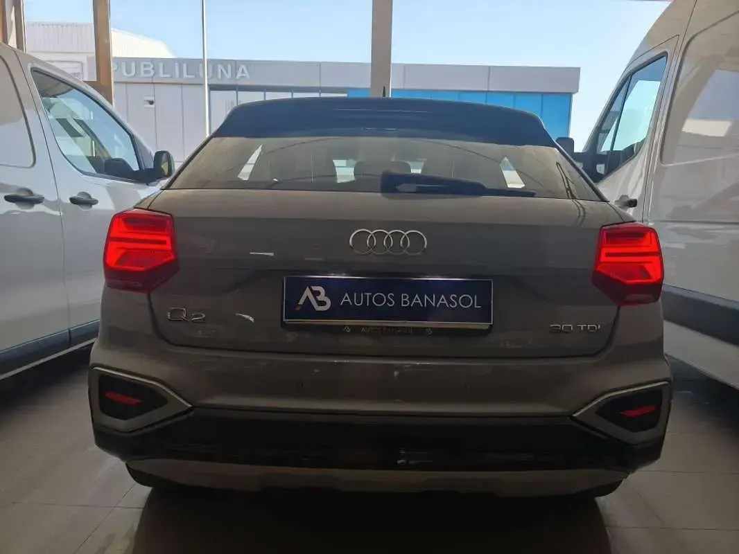 Usado Audi Q2 Advanced 116 CV (85 kW) 2022 Gris SUV