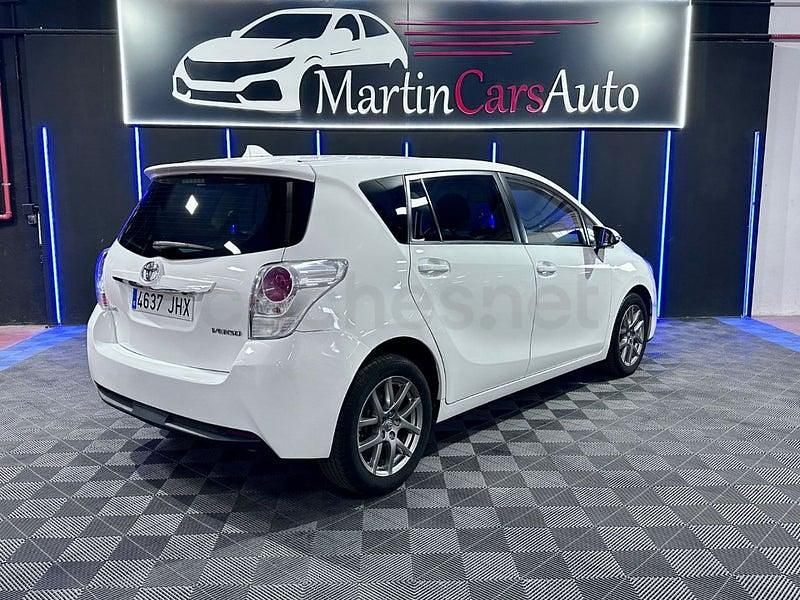 Usado Toyota Verso Advance 112 CV (82 kW) 2015 Blanco Monovolumen