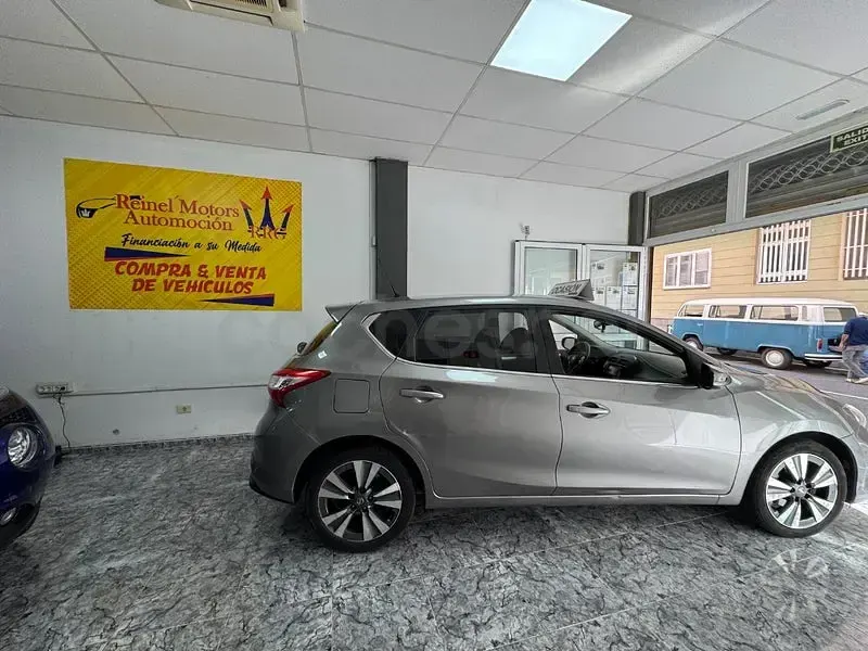 Usado Nissan Pulsar Acenta 115 CV (84 kW) 2017 Gris / plata Utilitario
