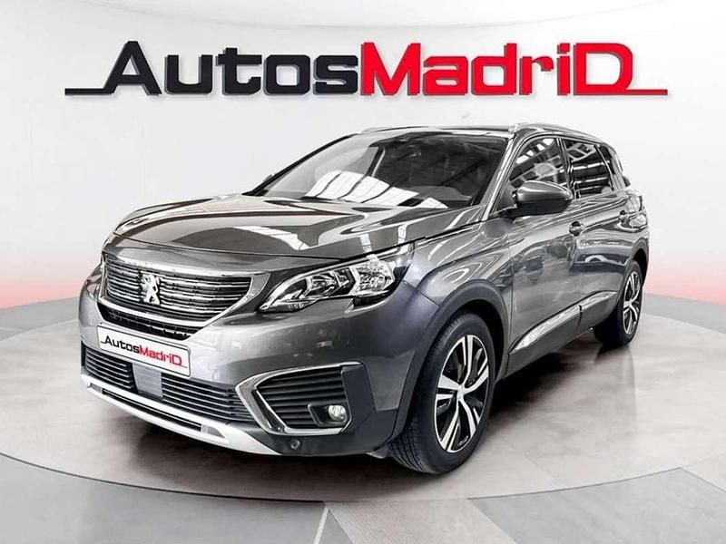 Usado Peugeot 5008 Allure 131 CV (96 kW) 2019 Gris SUV