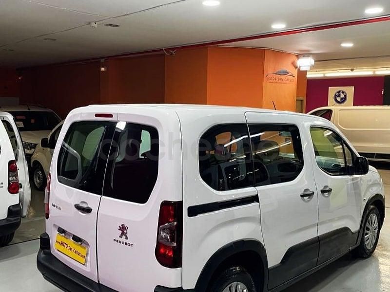Usado Peugeot Rifter Allure 100 CV (73 kW) 2021 Blanco Monovolumen