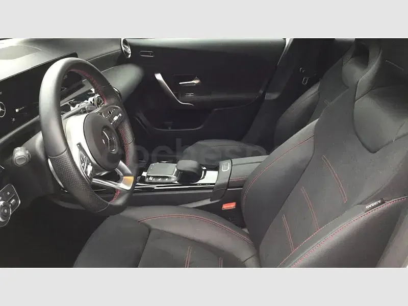 Usado Mercedes A250 218 CV (160 kW) 2022 Negro Berlina