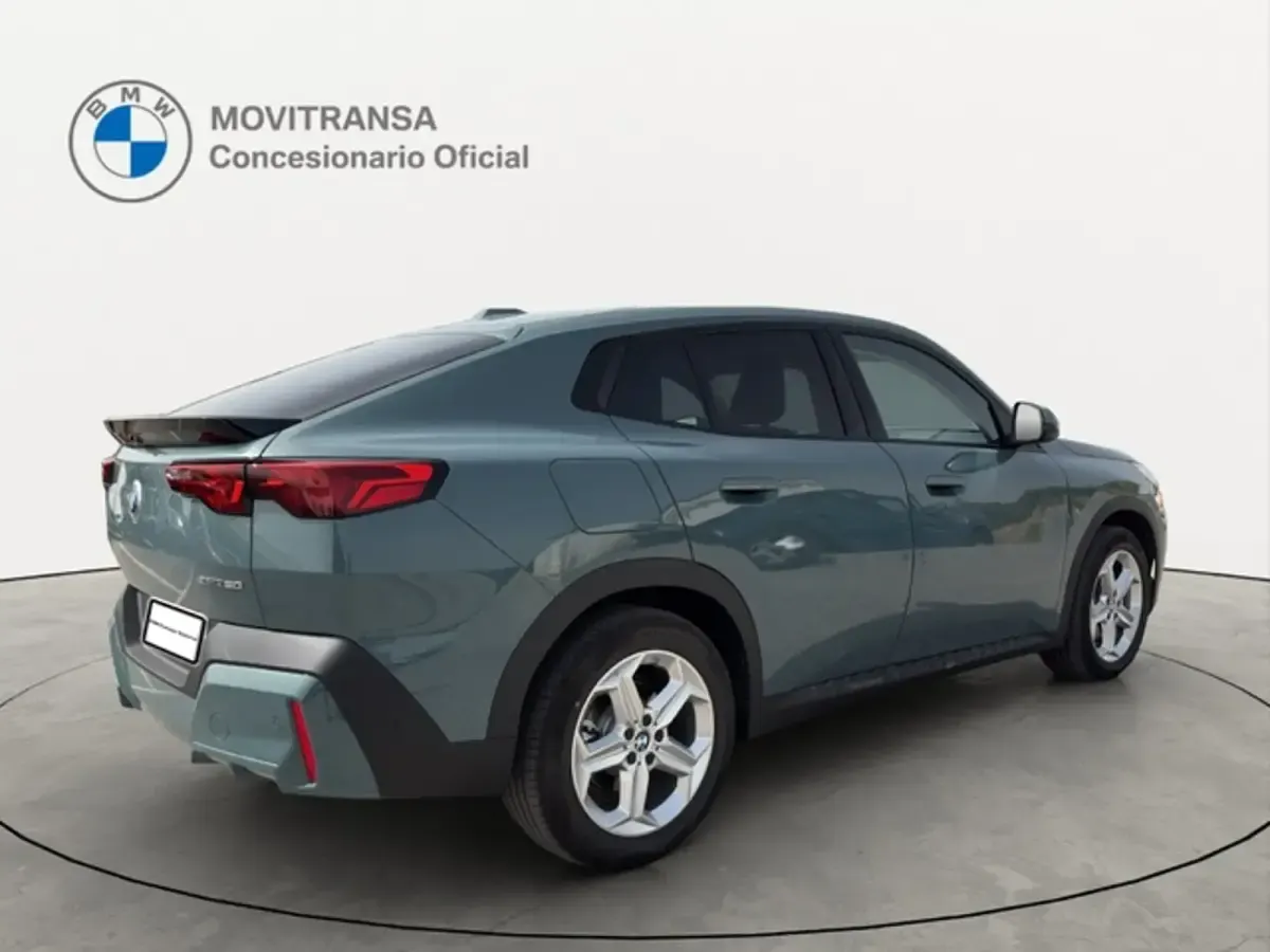 Nuevo BMW iX2 Comfort Edition 150 kW (204 CV) 2026 Verde SUV