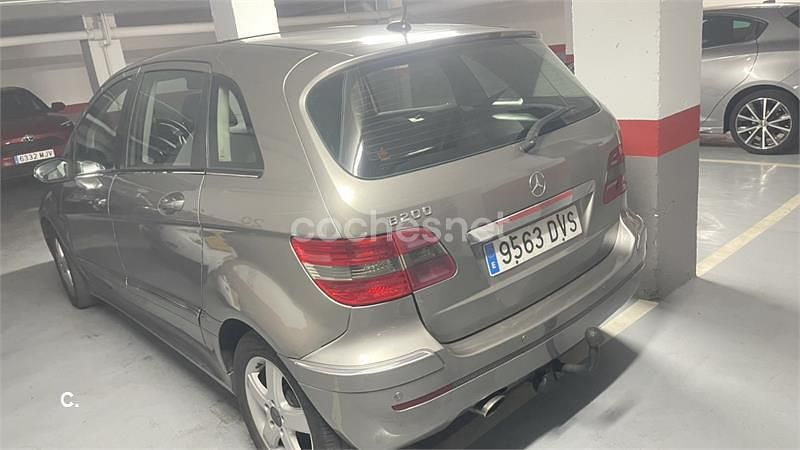 Gris / plata Usado 2006 Mercedes B200 Monovolumen | 5500 € (Precio justo) - Imagen 1/1