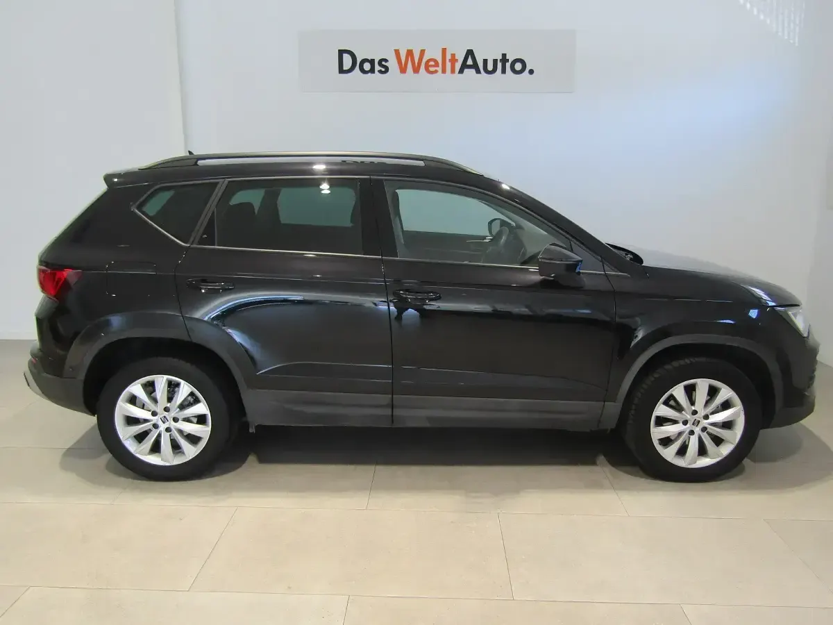 Usado Seat Ateca Style 115 CV (84 kW) 2024 Negro SUV