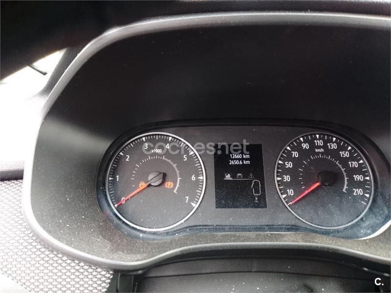Negro Usado 2023 Dacia Sandero Essentiel Utilitario | 13.800 € (Buen precio) - Imagen 1/4