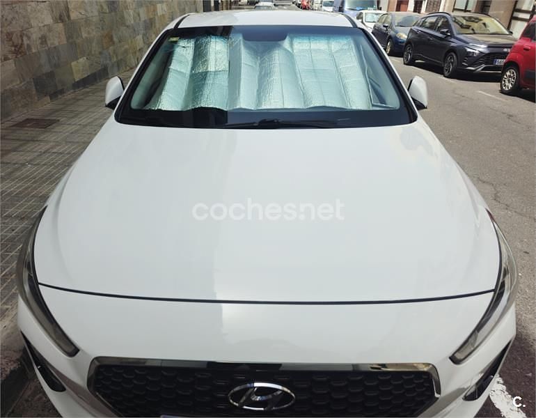 Blanco Usado 2018 Hyundai i30 GO! Familiar | 12.000 € (Buen precio) - Imagen 1/4