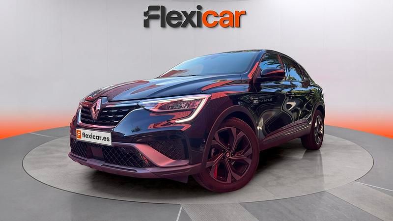 Usado Renault Arkana Intens 145 CV (106 kW) 2021 Negro SUV