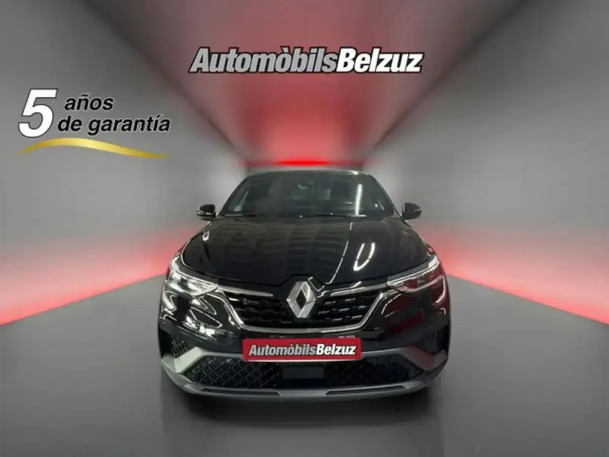 Usado Renault Arkana RS Line 145 CV (106 kW) 2022 Negro SUV