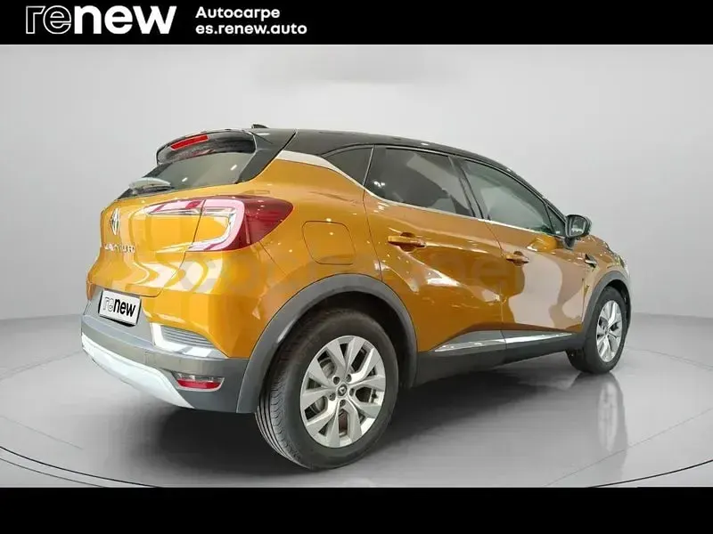 Usado Renault Captur Zen 115 CV (84 kW) 2020 Naranja SUV