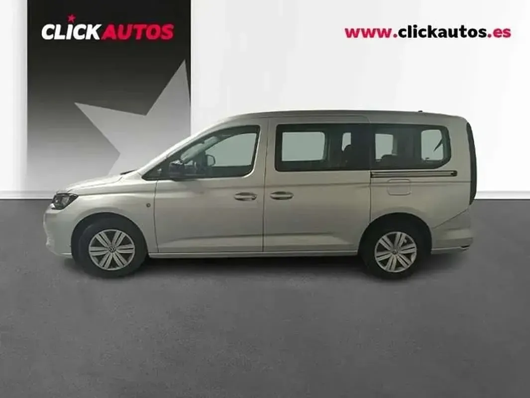 Usado VW Caddy 102 CV (75 kW) 2024 Plateado Monovolumen