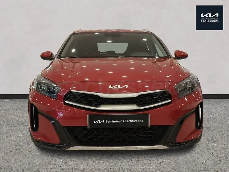 Usado Kia XCeed 120 CV (88 kW) 2023 Rojo SUV