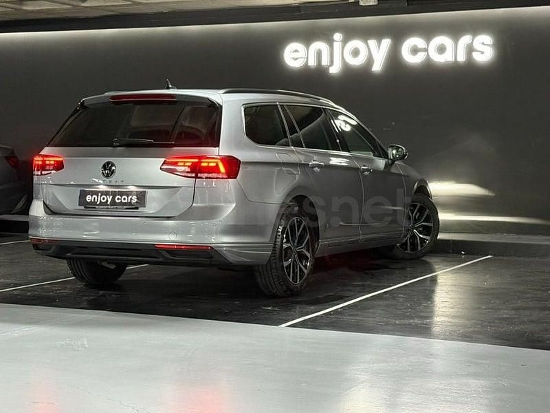 Usado VW Passat Executive 150 CV (110 kW) 2022 Beige Familiar