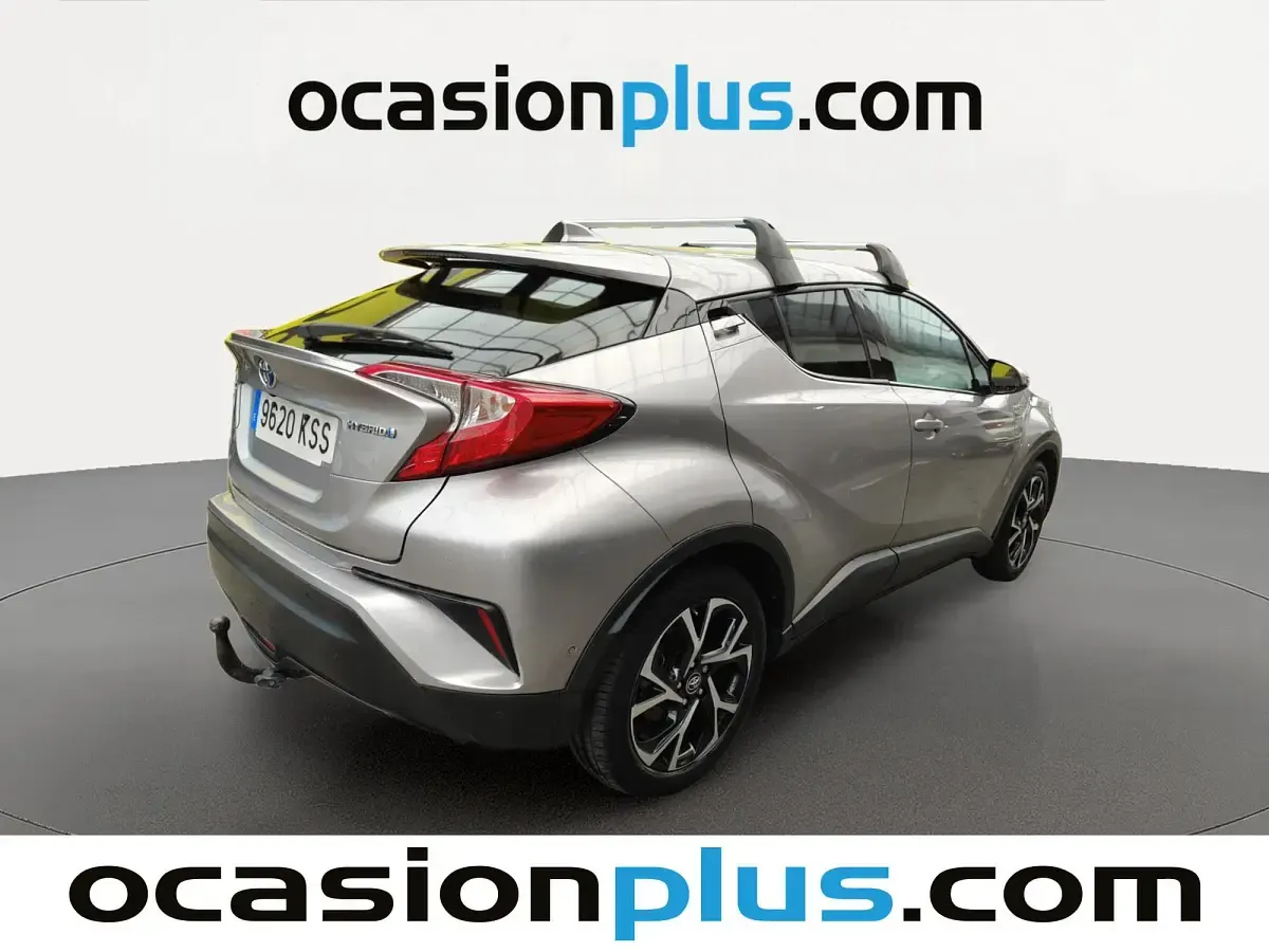 Usado Toyota C-HR Advance 122 CV (89 kW) 2019 Gris SUV