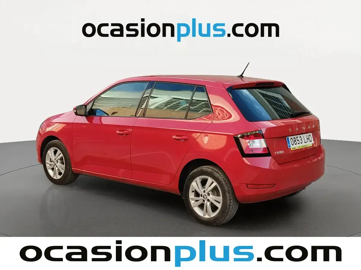 Usado Skoda Fabia Ambition 60 CV (44 kW) 2020 Rojo Utilitario