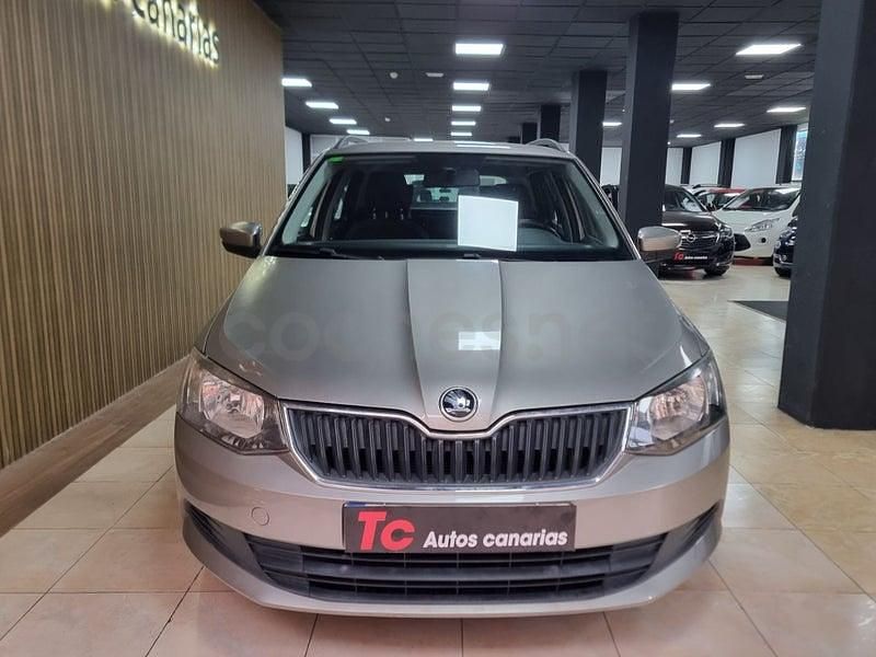 Usado Skoda Fabia Active 95 HP (69 kW) 2018 Bege Carrinha