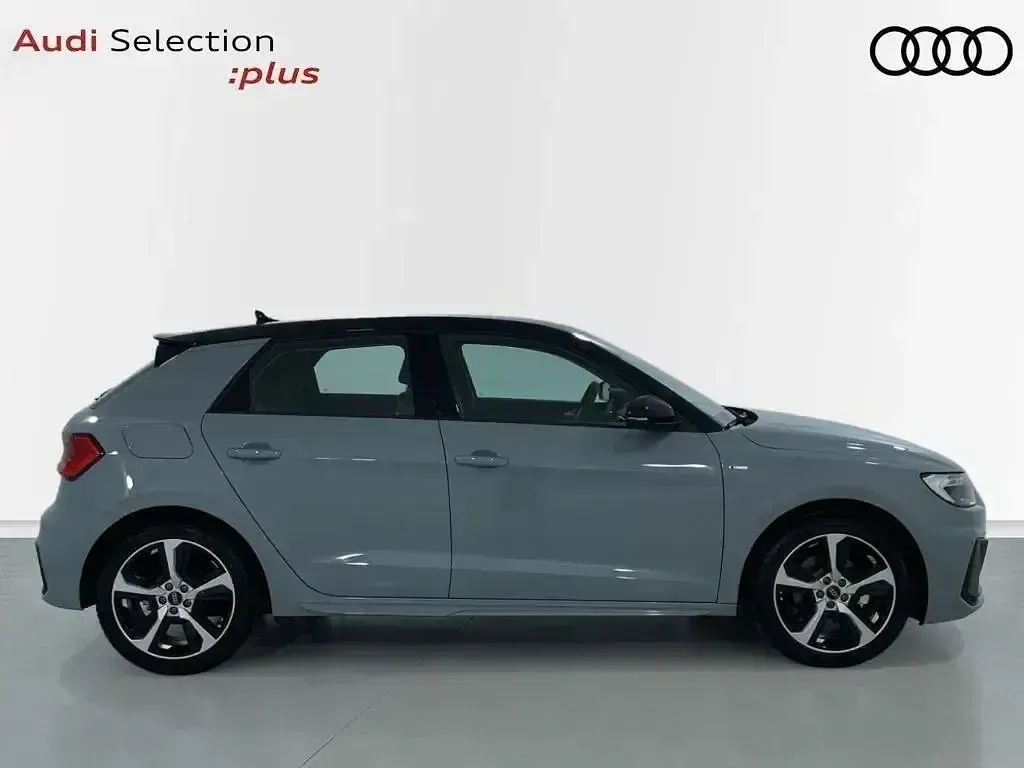 Usado Audi A1 116 CV (85 kW) 2025 Gris SUV