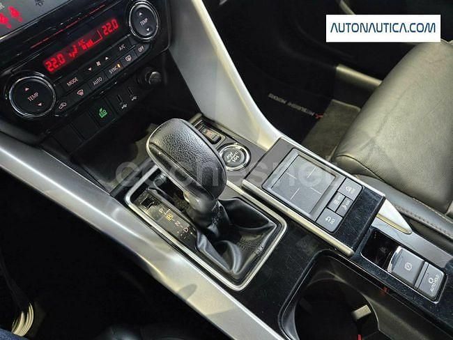 Usado Mitsubishi Eclipse Cross Motion 163 CV (119 kW) 2021 Blanco SUV