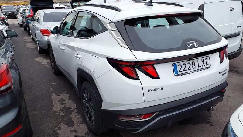 Usado Hyundai Tucson 136 CV (100 kW) 2022 Blanco SUV