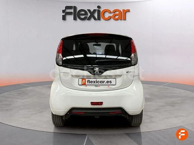 Usado Peugeot iON 49 kW (67 CV) 2019 Blanco Utilitario