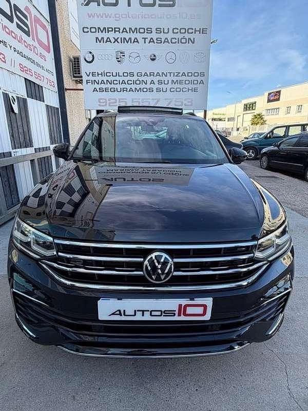 Usado VW Tiguan R-line 148 CV (108 kW) 2021 Negro SUV