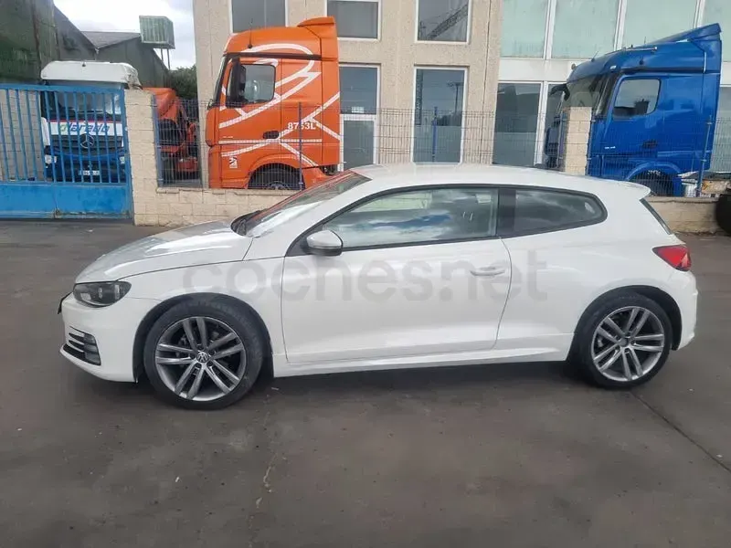 Używany VW Scirocco R-line 125 KM (91 kW) 2016 Biały Coupe
