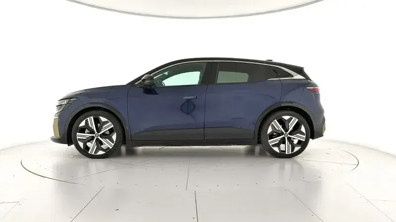 Usado Renault Megane E-Tech Iconic 161 kW (219 CV) 2024 Azul Berlina