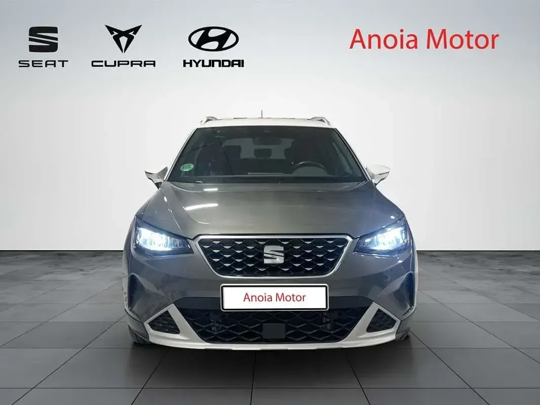 Usado Seat Arona 116 CV (85 kW) 2025 Gris SUV