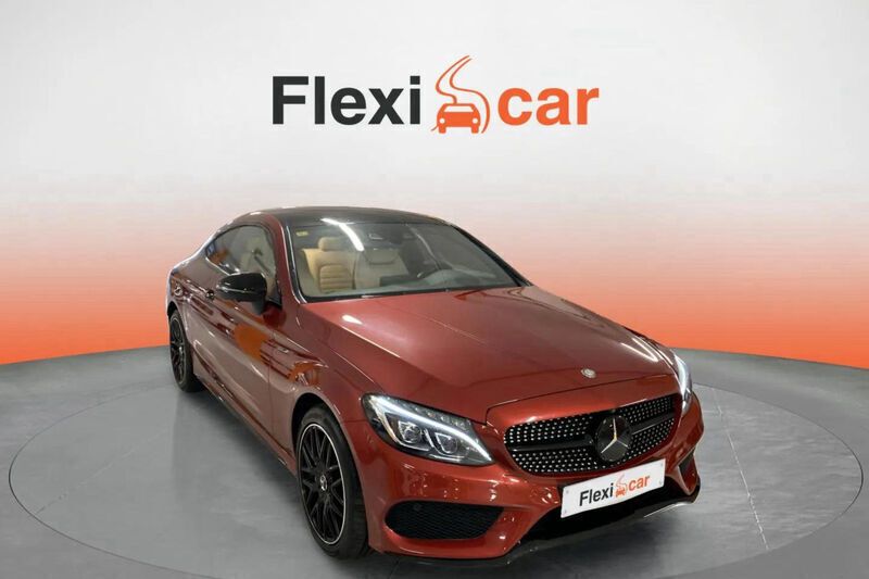 Rojo Usado 2016 Mercedes E250 AMG line Coupe | 27.490 € (Un poco caro) - Imagen 1/4