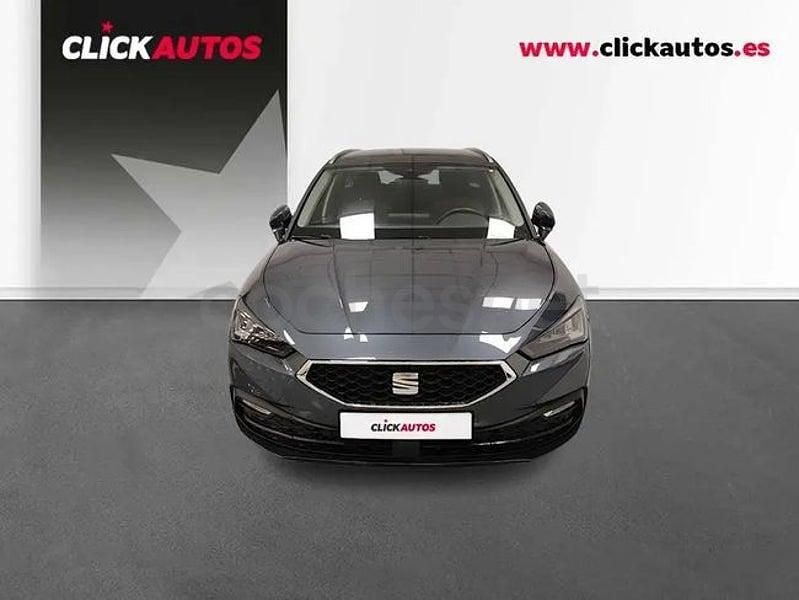 Usado Seat Leon Style 116 CV (85 kW) 2025 Gris / plata Familiar