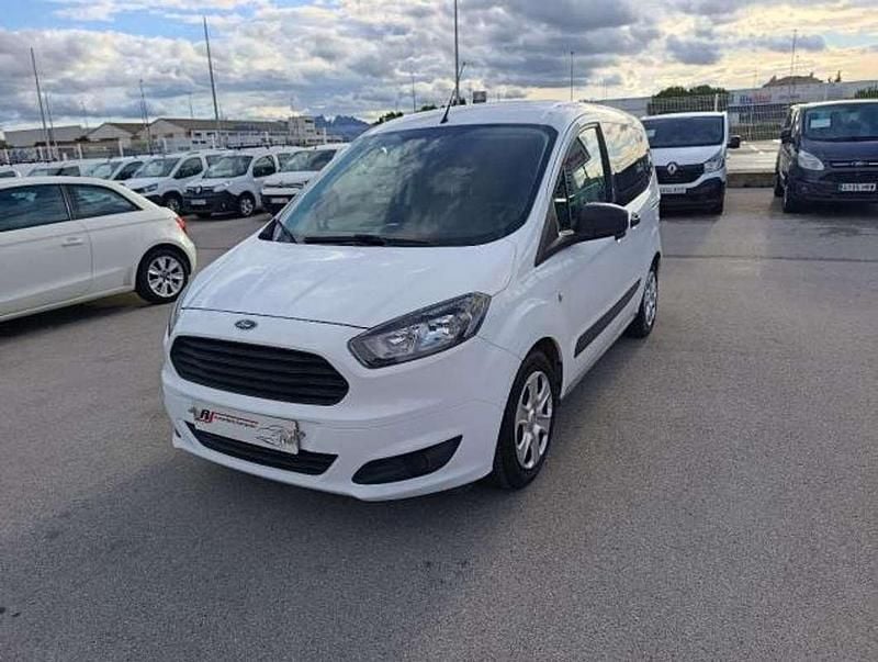 Blanco Usado 2016 Ford Tourneo Courier Trend Monovolumen | 7600 € (Super precio) - Imagen 1/4