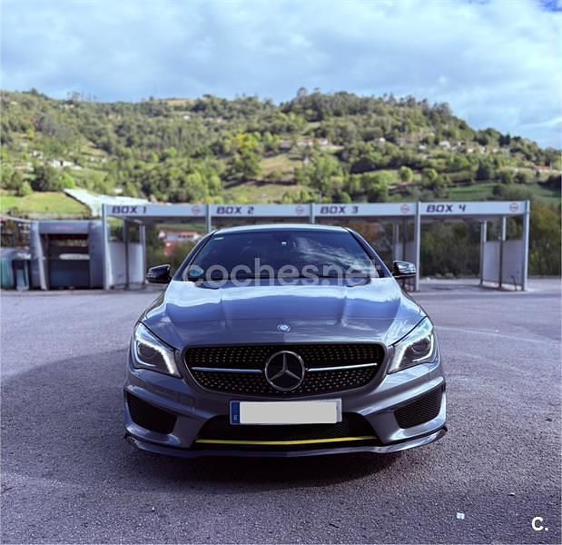 Usado Mercedes CLA220 Edition 1 170 CV (125 kW) 2014 Gris / plata Berlina