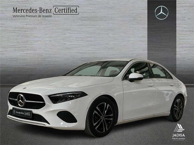 Usado Mercedes A200 163 CV (119 kW) 2024 Berlina