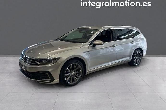 Usado VW Passat Business 156 CV (114 kW) 2020 Familiar