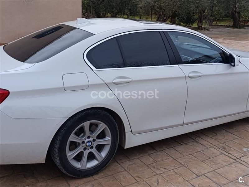 Usado BMW 520 Gran Turismo 184 CV (135 kW) 2011 Blanco Berlina