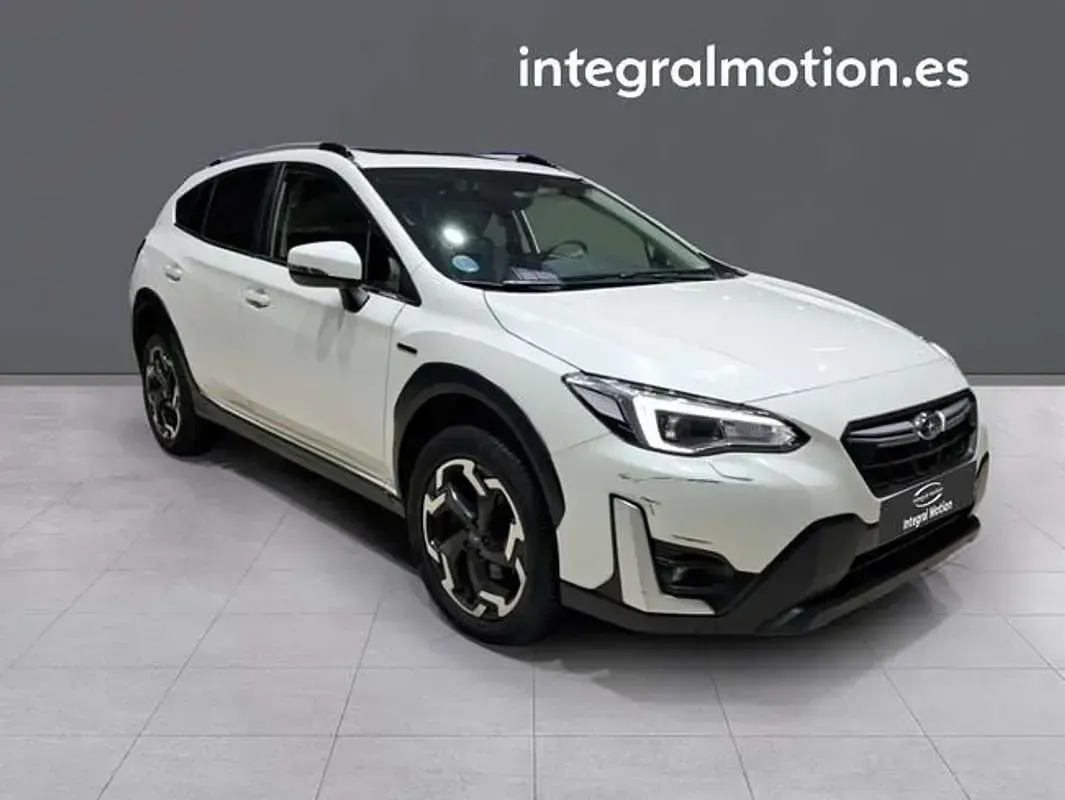 Usado Subaru XV Sport 151 CV (111 kW) 2023 Blanco SUV
