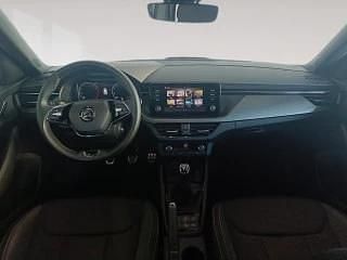 Usado Skoda Kamiq 110 CV (80 kW) 2022 Gris SUV
