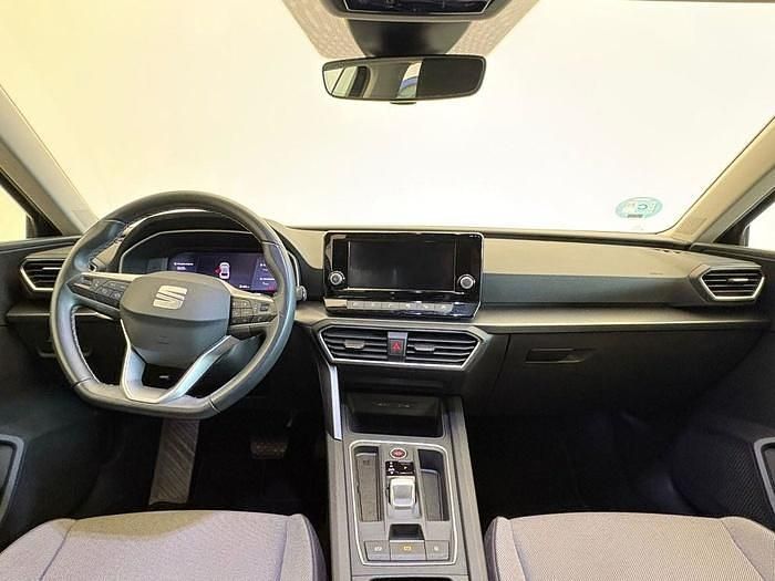 Usado Seat Leon Style 150 CV (110 kW) 2024 Gris Berlina