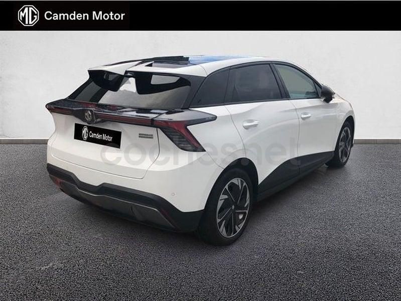 Usado MG MG4 EV Luxury 2023 Eléctrico Utilitario