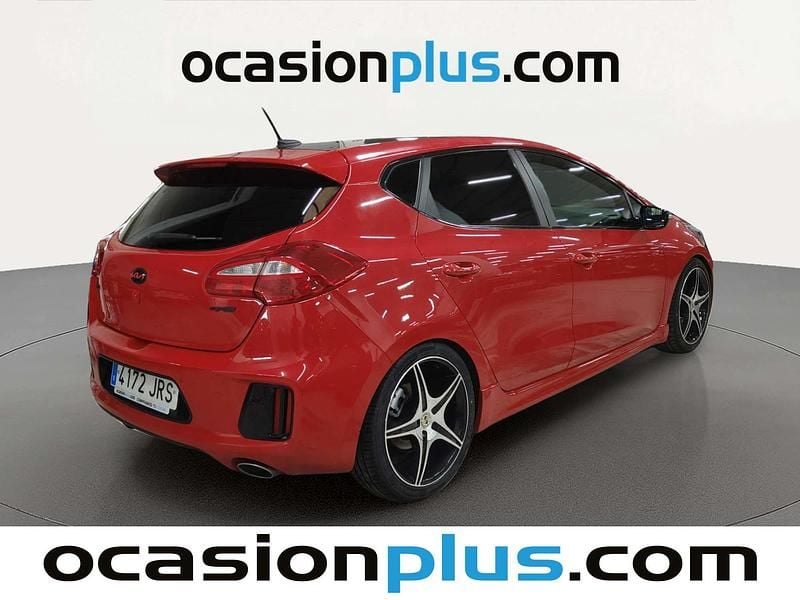 Usado Kia Ceed GT GT-Line 136 CV (100 kW) 2016 Rojo Utilitario
