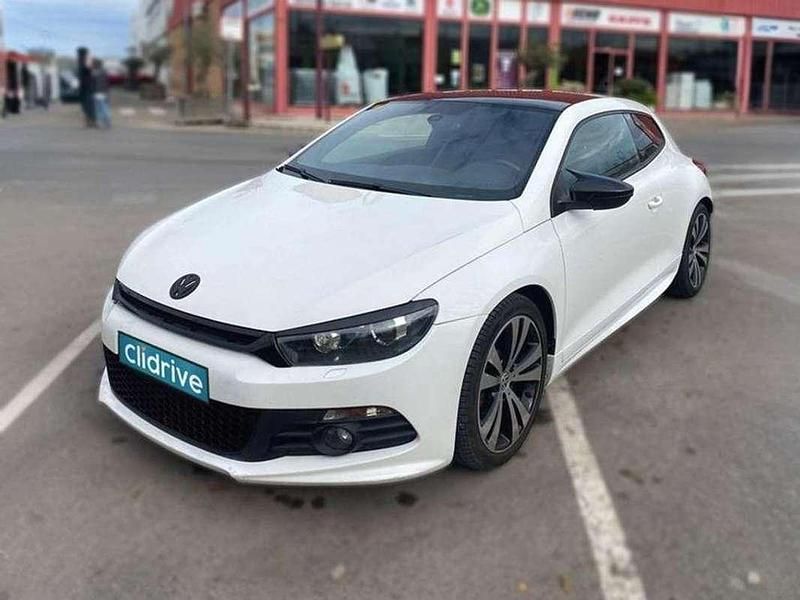 Usado VW Scirocco 122 CV (89 kW) 2011 Blanco Coupe