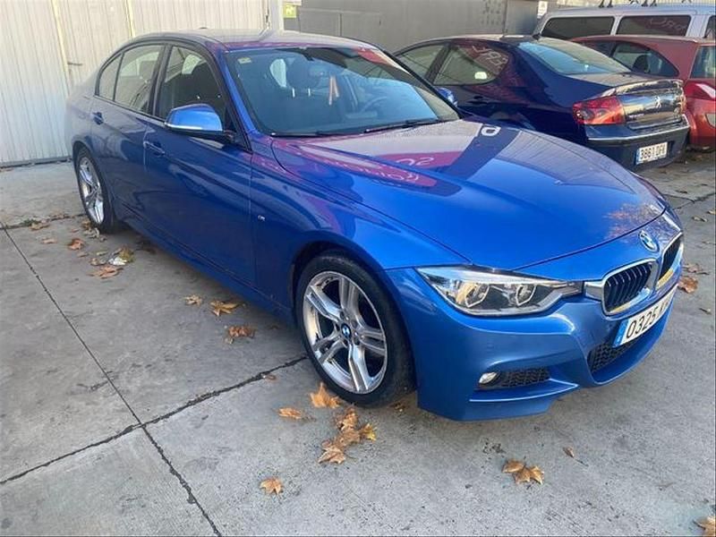 Usado BMW 320 Shadowline 190 CV (139 kW) 2017 Azul Berlina