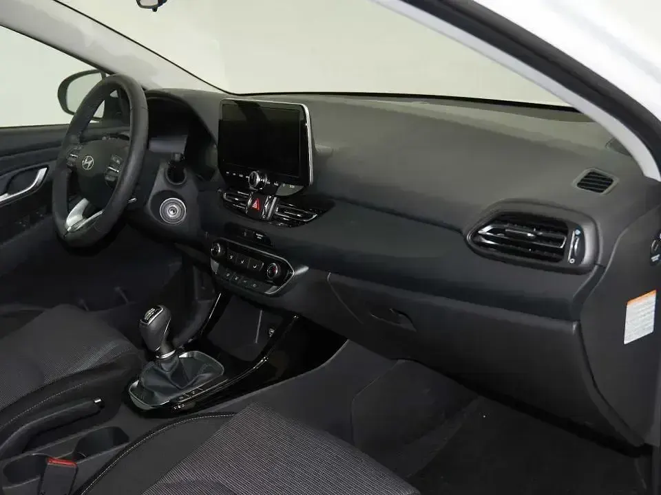 Nuevo Hyundai i30 100 CV (73 kW) 2026 Otro Berlina