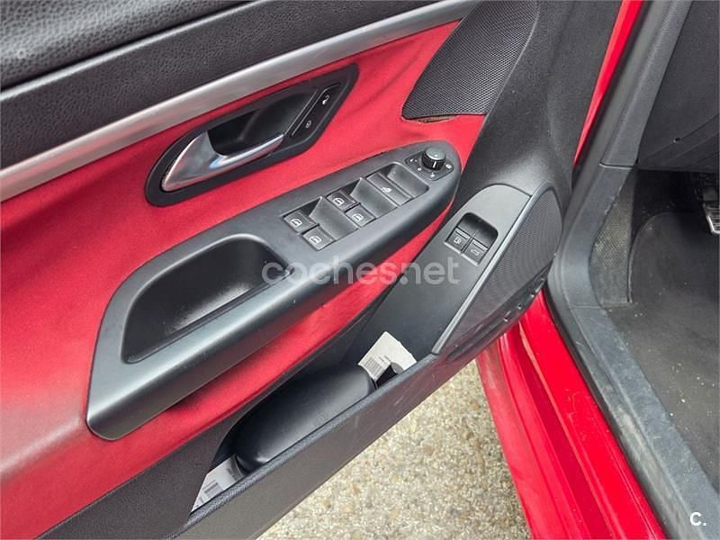 Usado VW Eos 140 CV (102 kW) 2007 Rojo Descapotable