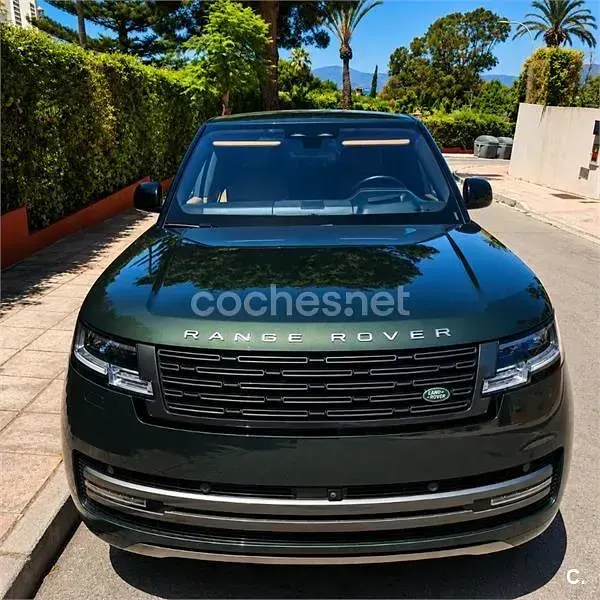 Usado Land Rover Range Rover Autobiography 510 CV (375 kW) 2023 Verde SUV