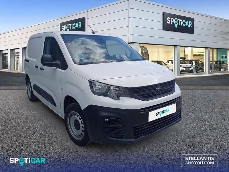 Usado Peugeot Partner Premium 98 CV (72 kW) 2022 Blanco Monovolumen